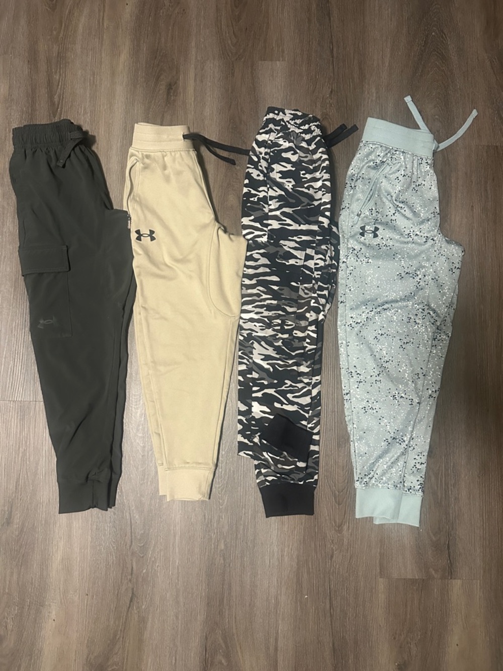 Under Armour Kids Joggers Bundle Size XS